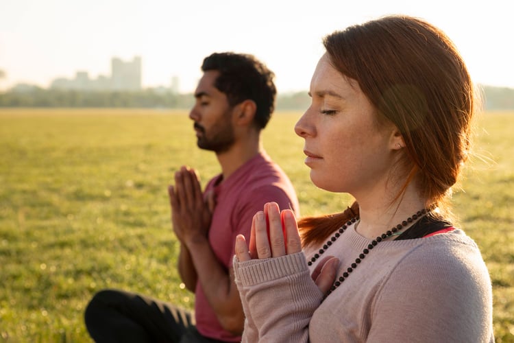 guía para prepararse mental y físicamente para un retiro espiritual transformador